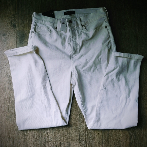 Banana Republic Ultra High-Rise Slim White Jeans Size 12 (31) - Picture 2 of 8